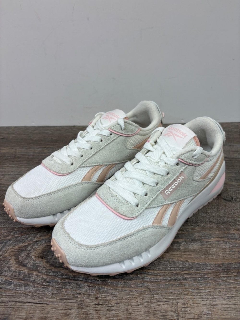 Reebok Forte Racer Athletic Sneakers Cream Pink Women’s Size 8